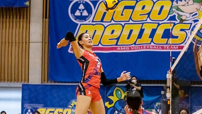 Jaja Santiago receives sweet message from assistant coach amid semifinals campaign